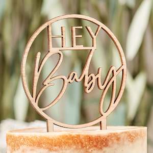 Cake Toppers: Hey Baby Wooden Cake Topper