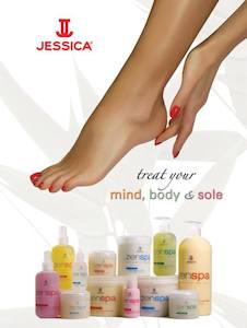 Beauty salon: Express Pedicure 45 mins