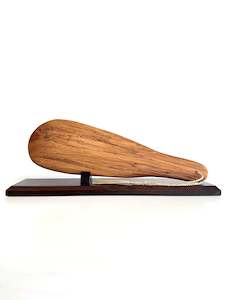 Patu Carving with Stand