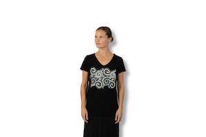 Ra Gossage - Waipunarangi V Neck T-shirt / Women's