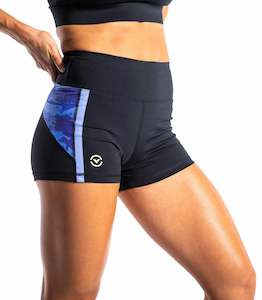 Gymnasium equipment: VIRUS MULTIVERSE SHORTS