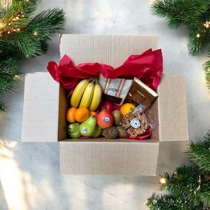 Medium fruit gift hamper