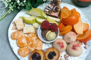 Sweet & fruit Platter