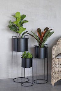 Plant, garden: Hestia Metal Plant Stand