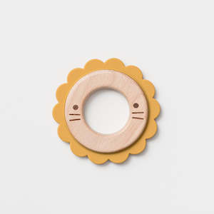 Lee The Lion Teether Wood/Silicone