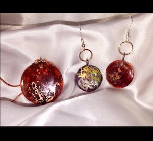 Products: Amber Rose Gold Reversible Pendant and Earring set – Valeries Gallery