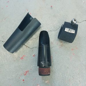 Repair and maintenance: 2nd Hand Marigaux Clarinet Mouthpiece