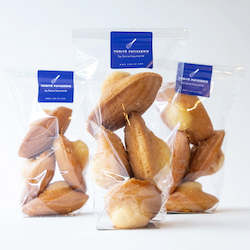 Bakery (with on-site baking): French tea cake Madeleines (NF)