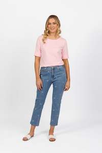 5013 Light Wash - Slim Leg Ankle Grazer Jean