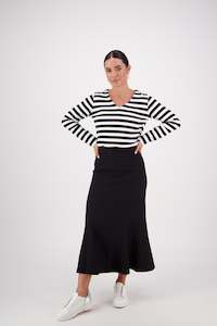 7055W Black - Mid Length Fluted Skirt