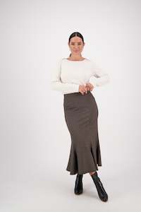 7055A Logic - Mid Length Fluted Skirt