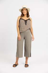 P6426 Latte - Paris Wide Leg Crop