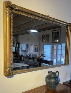 Antique: C18th English / Irish Gilt Mirror