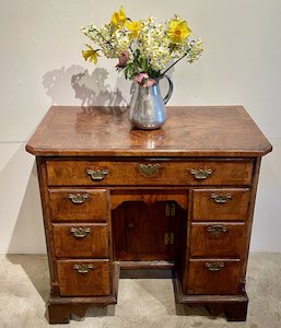 Antique: Kneehole Desk