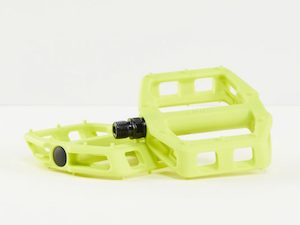 Bontrager Line Comp Flat Pedal Set – Volt Green