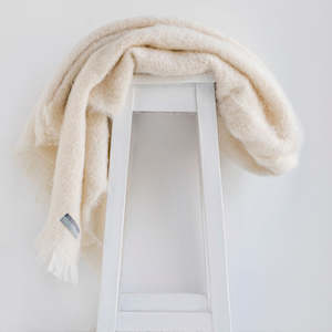 Gift: Alpaca Throw  |  Cream