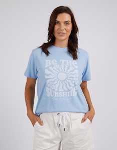 Womenswear: SAFI TEE DREAM BLUE