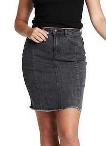 KIAMA SKIRT BLACK