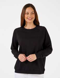 Womenswear: Classic Sweater Logo Black