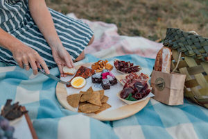 Standard Mystery Picnic - Village Picnic