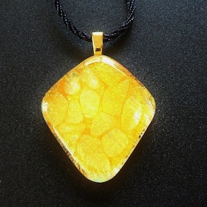 Dichroic Glass Pendant – Tangerine Tango