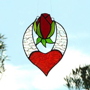 Rosebud Heart – Red