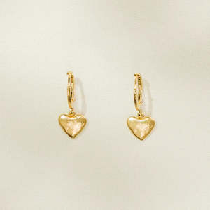 Furniture: Ama Earrings by Agapée