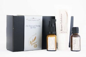 Gift Pack Skin Renew & Cleansing