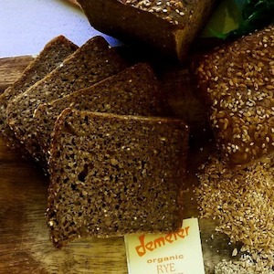 Rye & Spelt with Golden Linseeds &Sesame 100% Sourdough