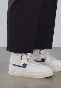 Pearl S Strike Leather Sneaker - white/Black