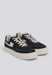 Clothing: Pearl S Strike - Black/White