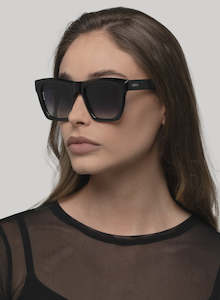 Aspen Sunglasses - Black/Smoke