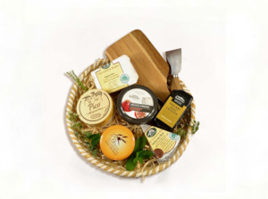 Selection of Cheeses Gift Basket