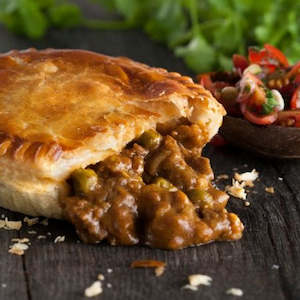 Kiwi Curry Mince Pie Dinner Size