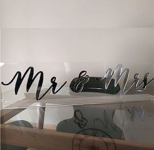 Mr&Mrs Sign Stand Alone Mirror 90cm x 20cm - Walmont