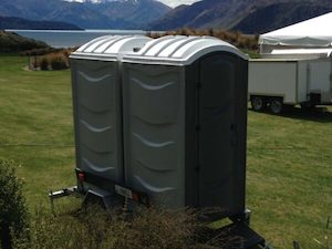 Deluxe Flushing Portaloo On Trailer