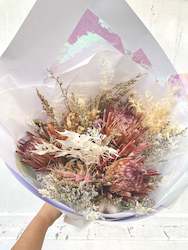 Dried flower: Luxe Protea Bouquet