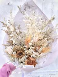 Dried flower: Palm Spear Bouquet