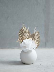 Dried flower: Pure Bliss Boban Vase