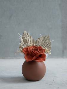 Dried flower: Rusty Elegance Boban Vase