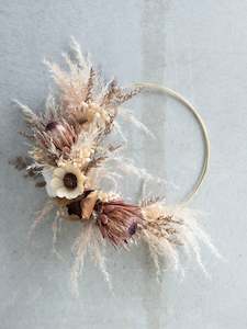 Dried flower: Neutral Harmony Wreath