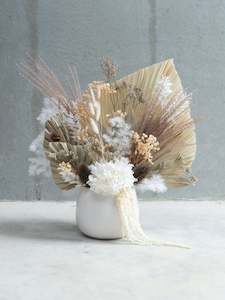 Dried flower: Whispering Sands Grande Vase