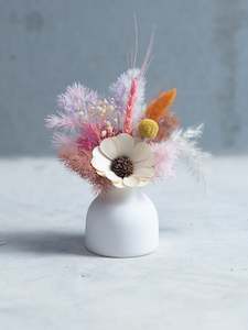 Dried flower: Daisy Glow Vase