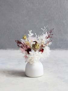 Dried flower: 2025 Valentine's Day Petite Vase - Limited Edition