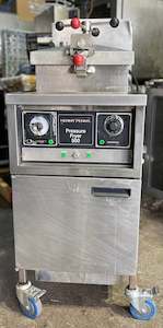 HENNY PENNY 500 Commercial Pressure Fryer With Filtration System And Warranty.