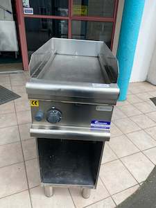 ELECTROLUX COMMERCIAL Gas Hot Plate In Excellent Condition With 3 Months Warranty