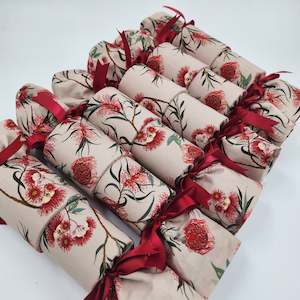 Australian Eucalyptus (6 Reusable Christmas Crackers)