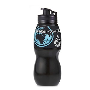 Classic Bottle - 750ml - Black With A Black Sleeve