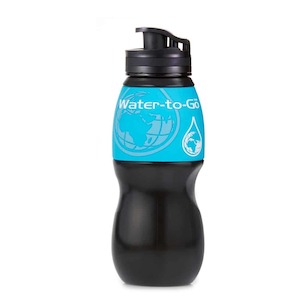 Classic Bottle - 750ml - Black With A Blue Sleeve