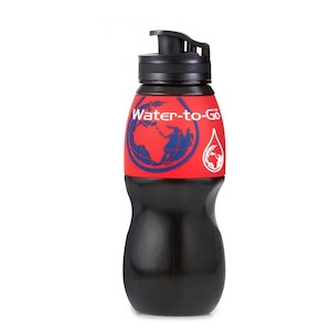 Classic Bottle - 750ml - Black With A Red Sleeve